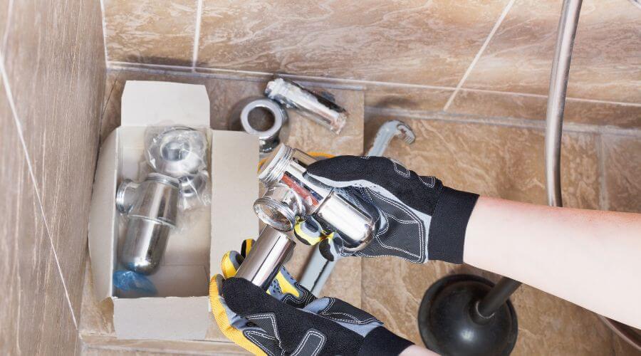Expert Emergency Roof Repairs services in Mapleton, IA